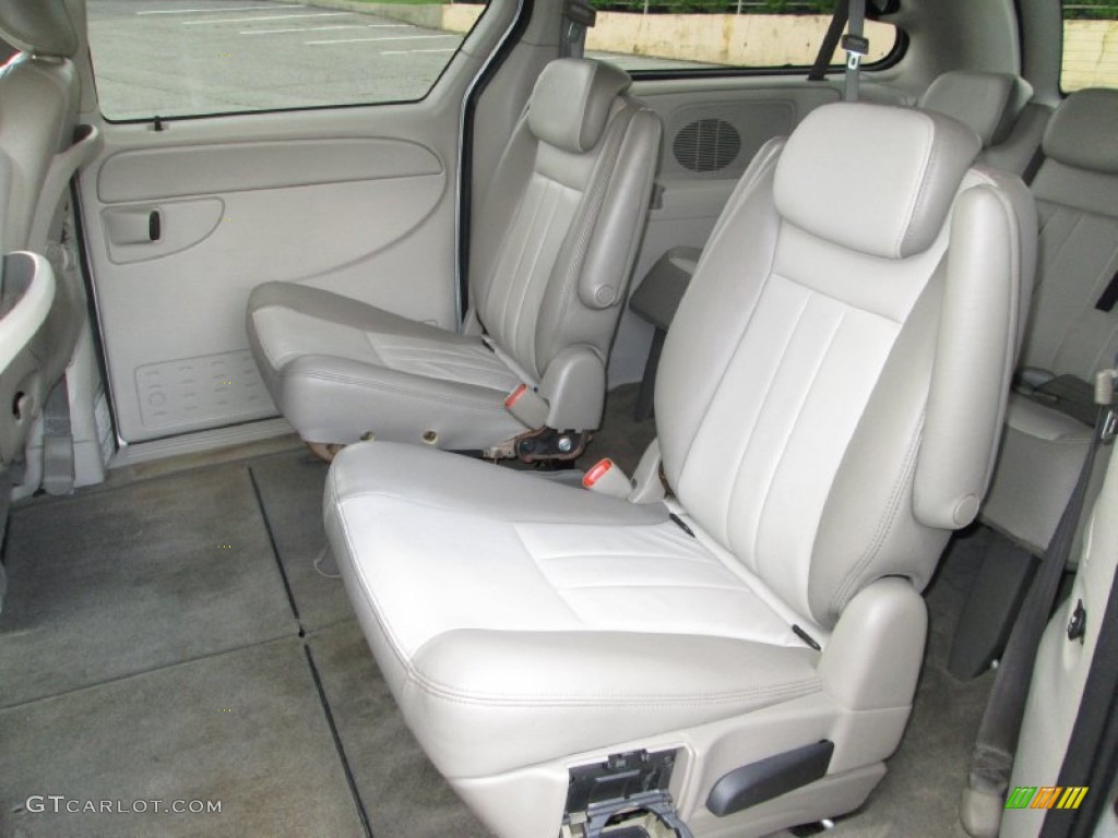 Medium Slate Gray Interior 2005 Dodge Grand Caravan SXT Photo #82105292