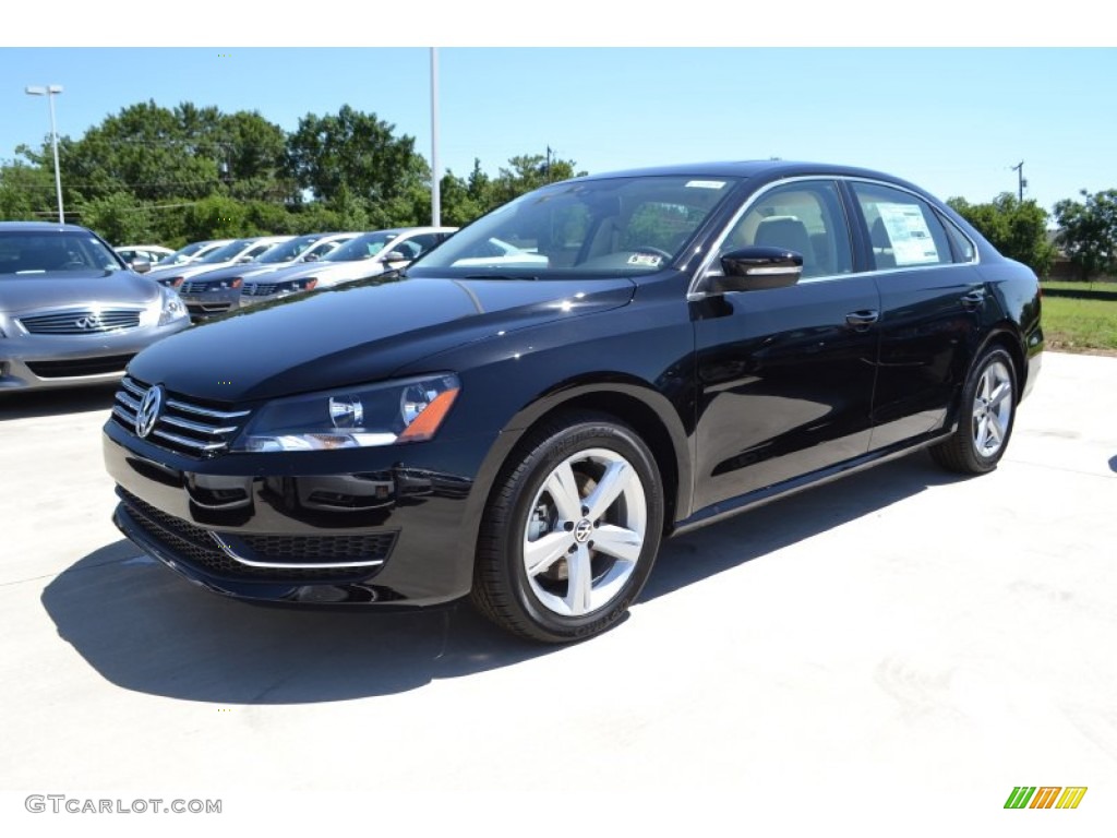 2013 Passat 2.5L SE - Black / Cornsilk Beige photo #1