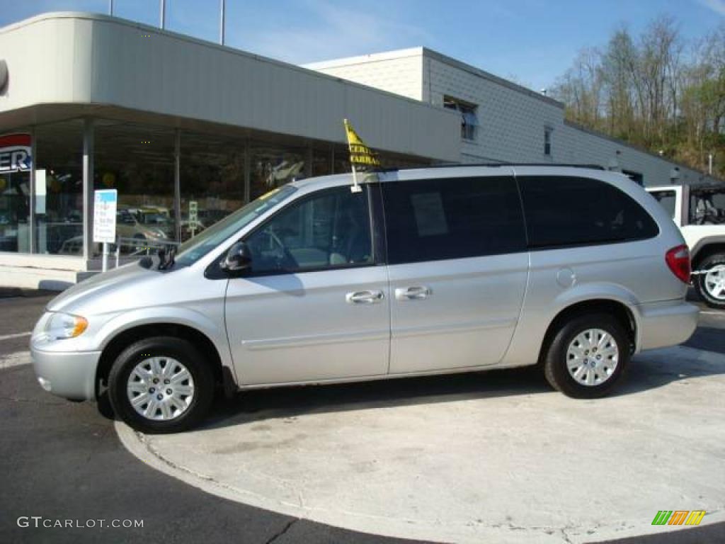 2005 Town & Country LX - Bright Silver Metallic / Medium Slate Gray photo #1