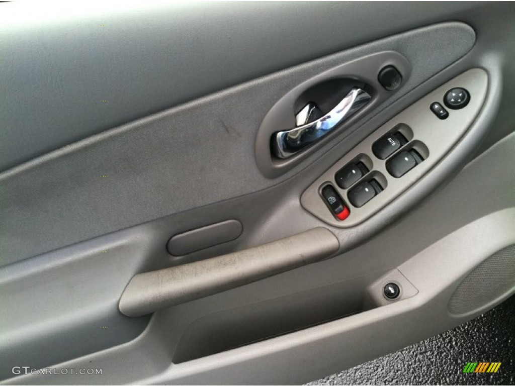2005 Malibu LS V6 Sedan - Black / Gray photo #6