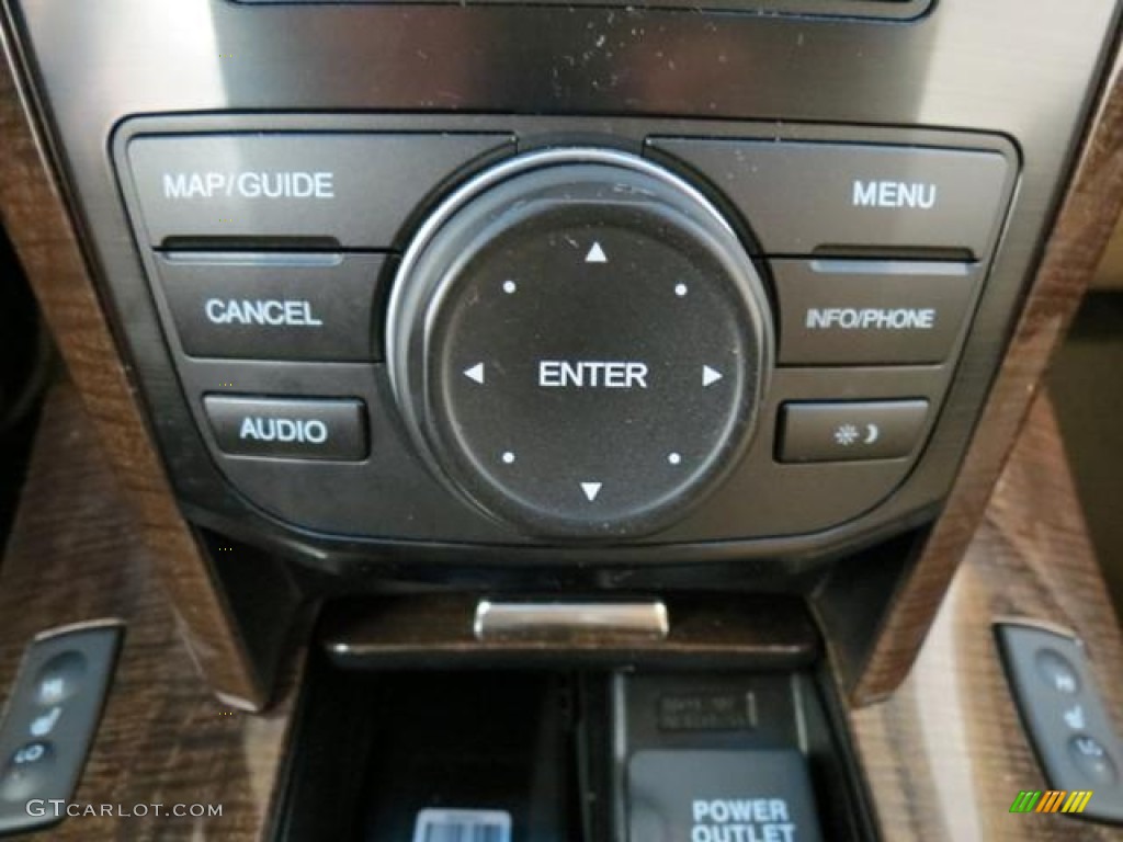 2011 Acura MDX Technology Controls Photo #82111199