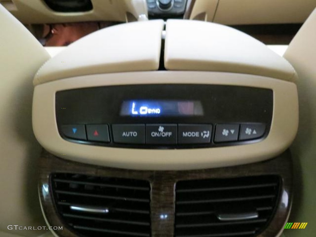 2011 Acura MDX Technology Controls Photo #82111483