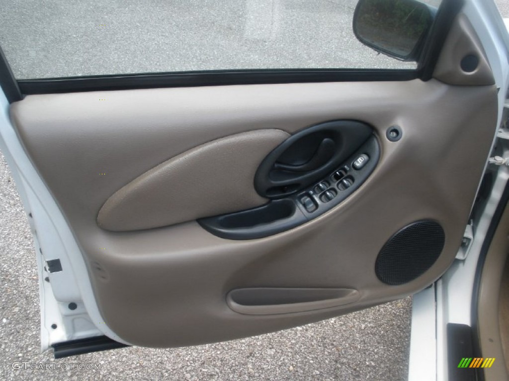 1997 Pontiac Grand Am GT Sedan Taupe Door Panel Photo #82113644
