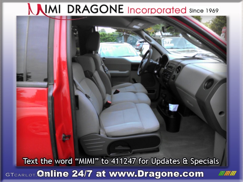 2004 F150 STX SuperCab 4x4 - Bright Red / Medium Graphite photo #12