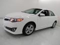 Super White - Camry SE Photo No. 3