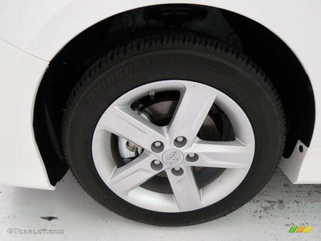 2013 Camry SE - Super White / Black photo #4