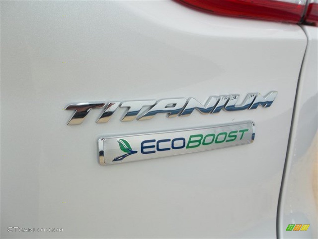 2013 Escape Titanium 2.0L EcoBoost - White Platinum Metallic Tri-Coat / Charcoal Black photo #6