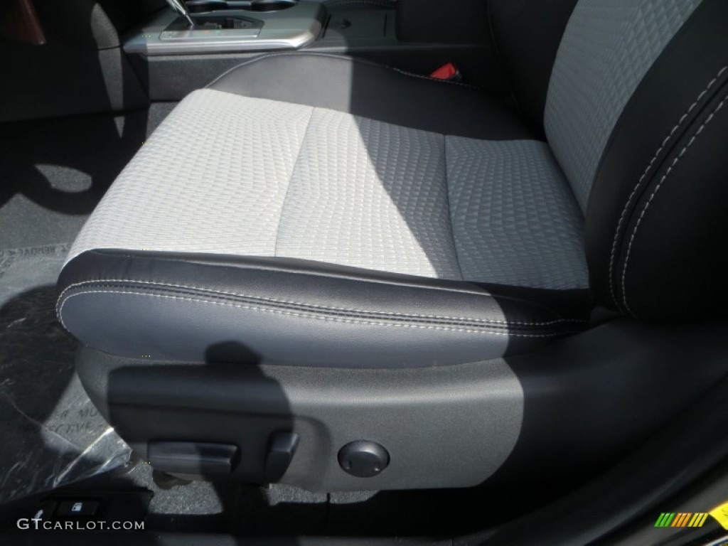2013 Camry SE - Attitude Black Metallic / Black/Ash photo #23