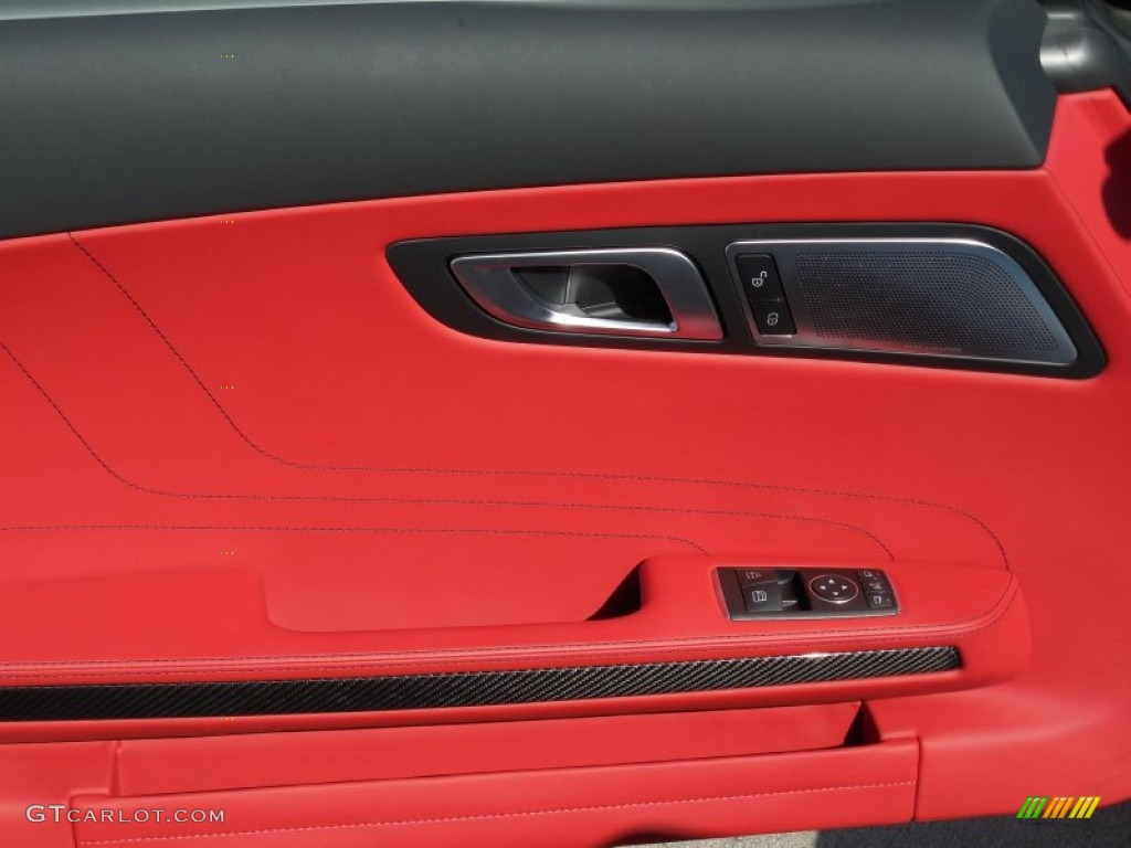 2013 SLS AMG GT Roadster - Iridium Silver Metallic / Classic Red designo photo #9