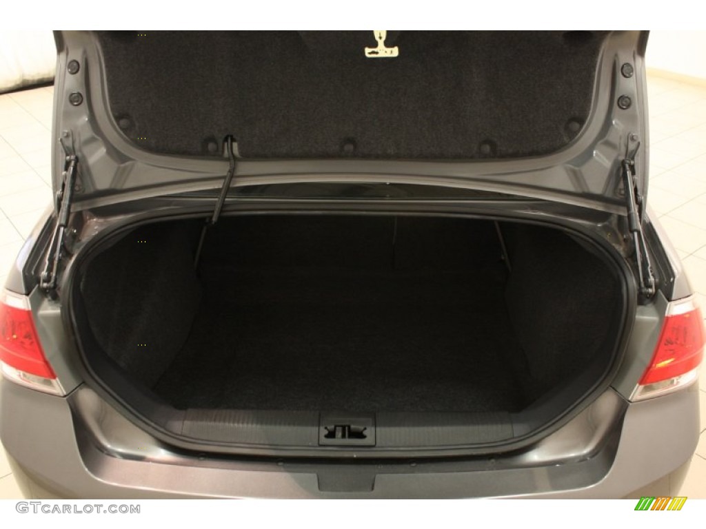 2009 Focus SE Sedan - Sterling Grey Metallic / Medium Stone photo #13