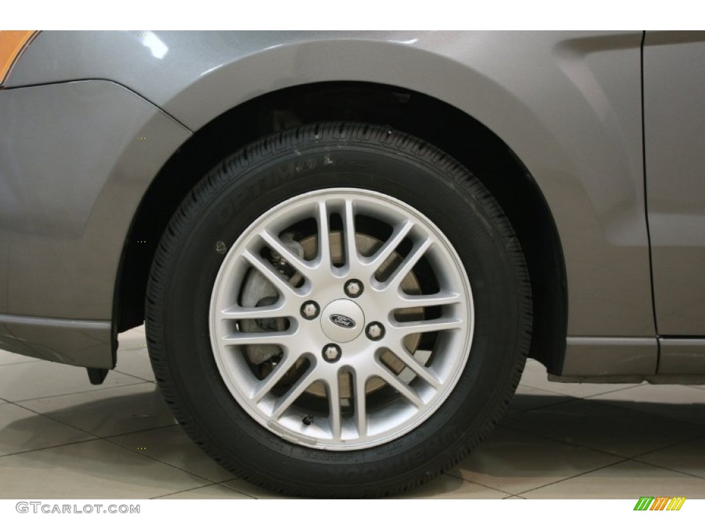 2009 Focus SE Sedan - Sterling Grey Metallic / Medium Stone photo #14
