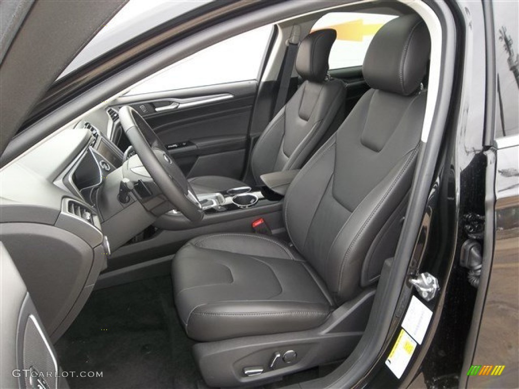 2013 Fusion Titanium - Tuxedo Black Metallic / Charcoal Black photo #24