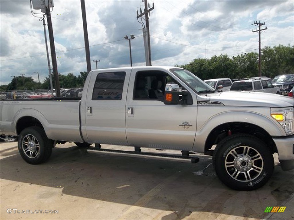 2013 F350 Super Duty Platinum Crew Cab 4x4 - Ingot Silver Metallic / Platinum Black Leather photo #6