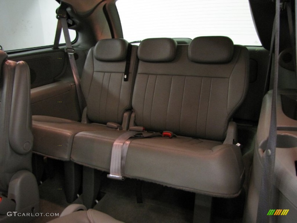 Medium Slate Gray Interior 2007 Chrysler Town Country