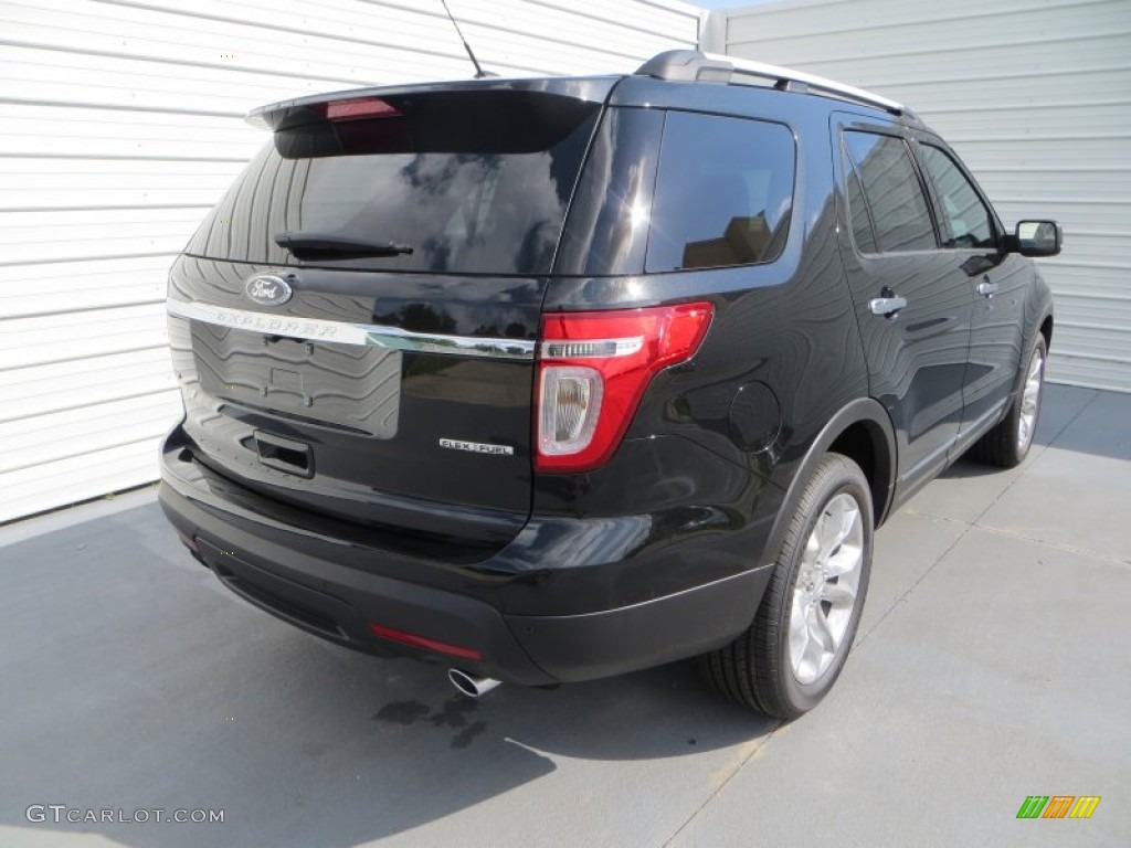 2013 Explorer XLT - Tuxedo Black Metallic / Charcoal Black photo #4