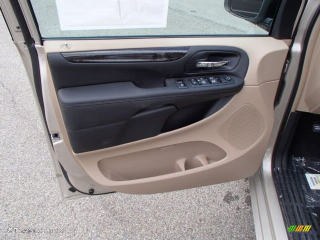 2013 Dodge Grand Caravan Crew Door Panel Photos