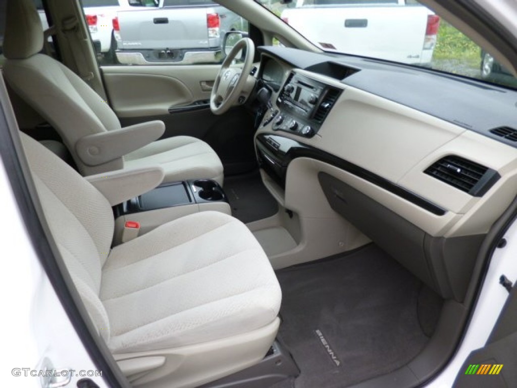 2011 Sienna LE AWD - Super White / Bisque photo #8