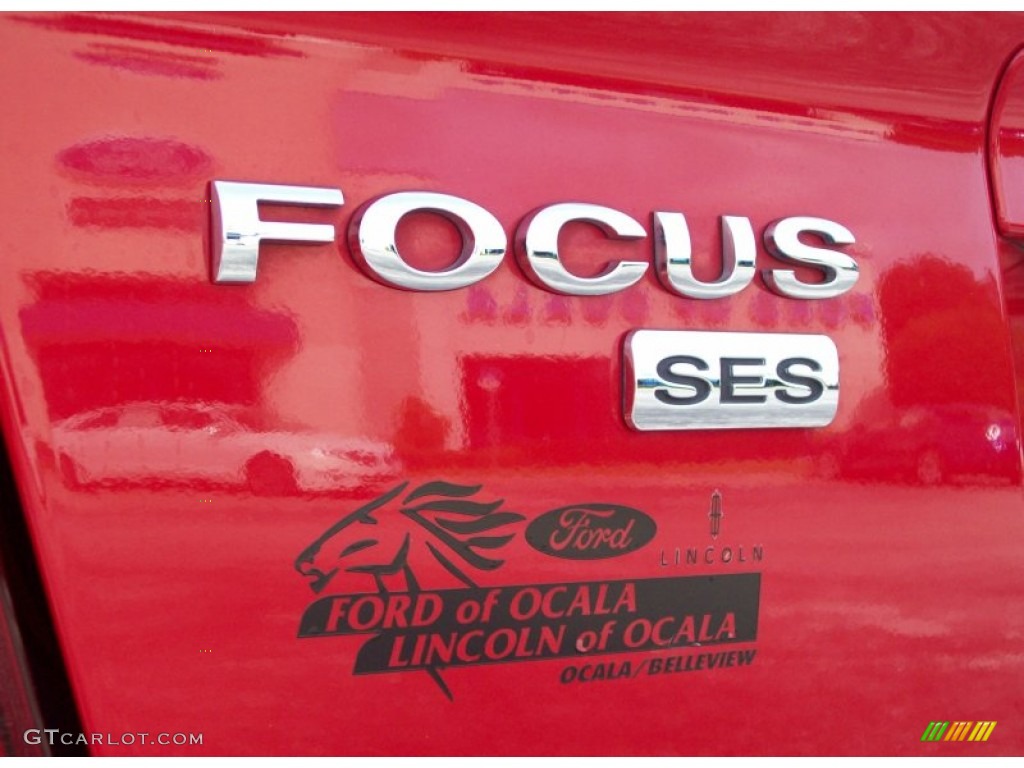 2006 Focus ZX4 SES Sedan - Infra-Red / Dark Pebble/Light Pebble photo #9