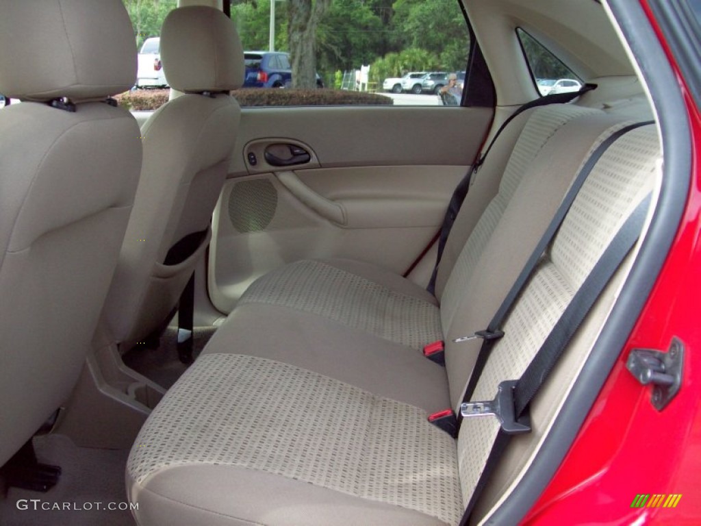 2006 Ford Focus ZX4 SES Sedan Rear Seat Photos