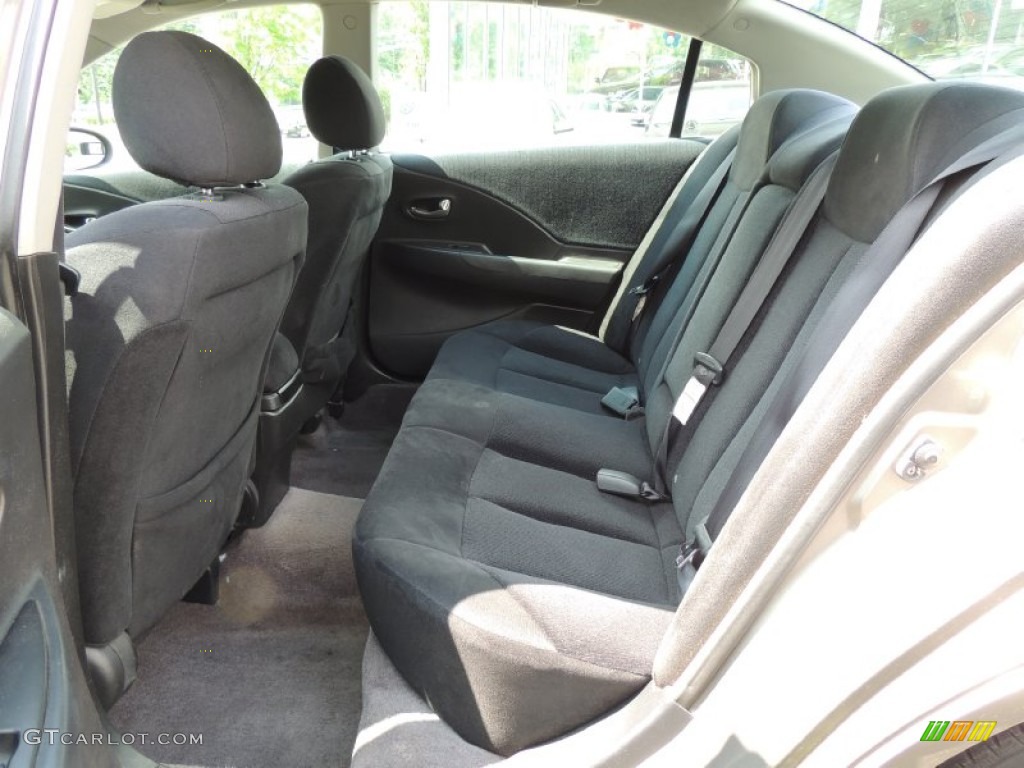 2004 Altima 2.5 S - Polished Pewter / Charcoal photo #6