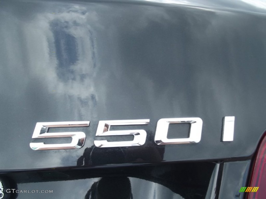 2011 5 Series 550i Sedan - Black Sapphire Metallic / Venetian Beige photo #31