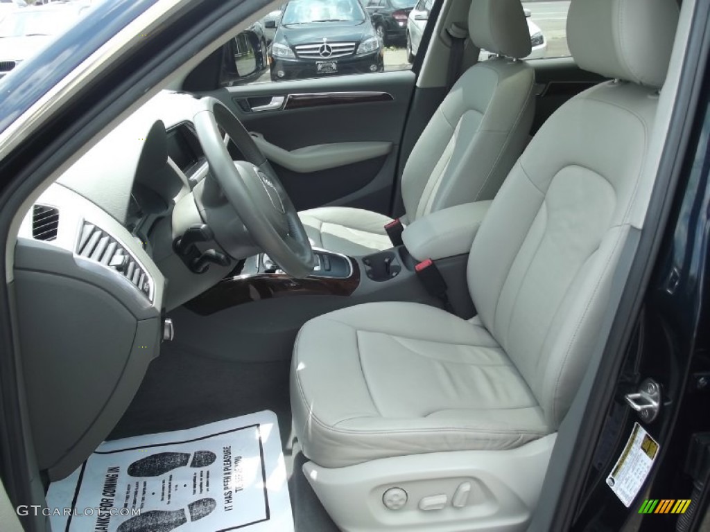 2009 Audi Q5 3.2 Premium quattro Interior Color Photos