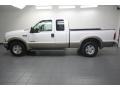 2002 Oxford White Ford F250 Super Duty Lariat SuperCab  photo #2