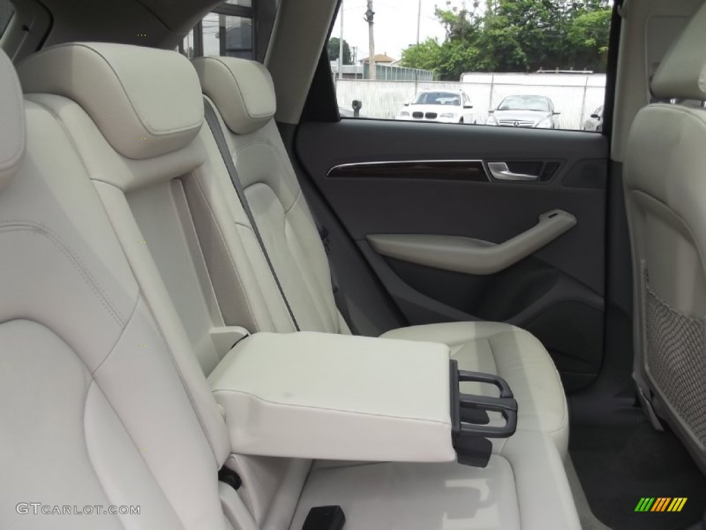 2009 Q5 3.2 Premium quattro - Deep Sea Blue Pearl Effect / Light Gray photo #30