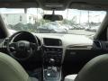 2009 Deep Sea Blue Pearl Effect Audi Q5 3.2 Premium quattro  photo #32