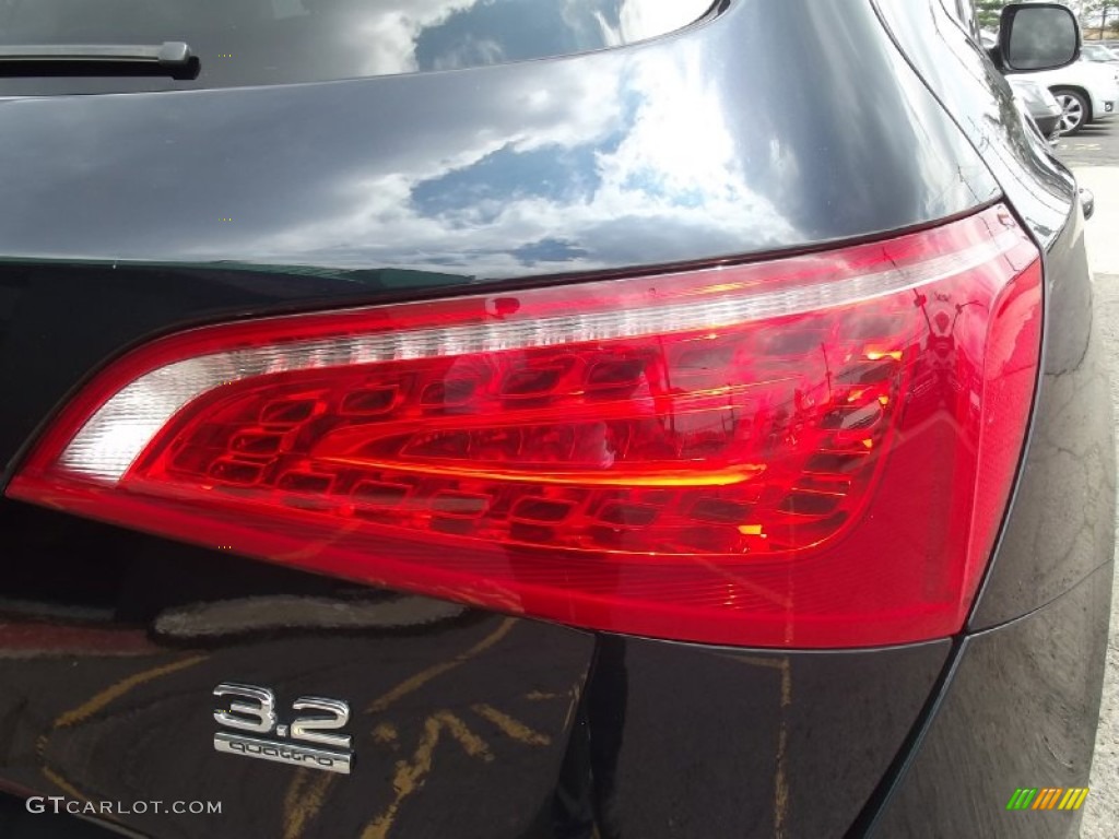 2009 Q5 3.2 Premium quattro - Deep Sea Blue Pearl Effect / Light Gray photo #38