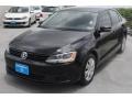 Black - Jetta SE Sedan Photo No. 3