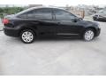 Black - Jetta SE Sedan Photo No. 10
