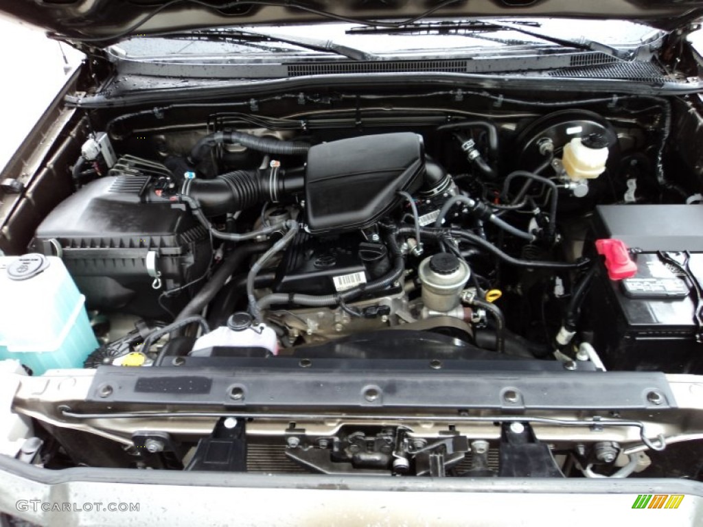 2011 Toyota Tacoma Double Cab Engine Photos