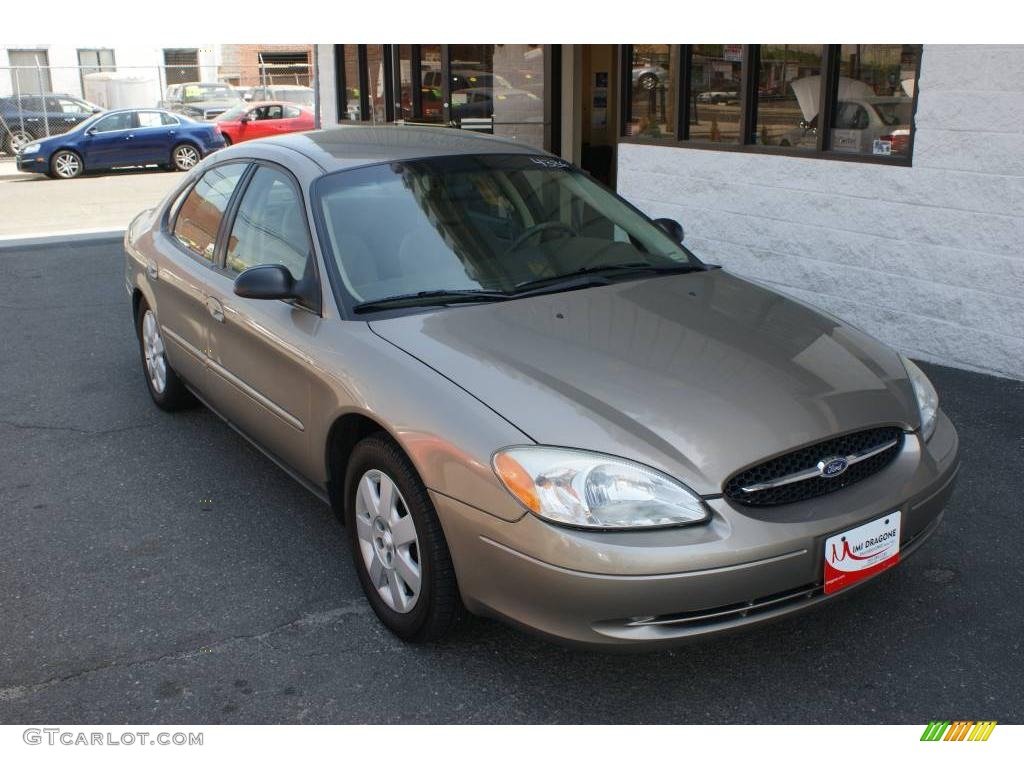 2002 Taurus LX - Arizona Beige Metallic / Medium Parchment photo #3