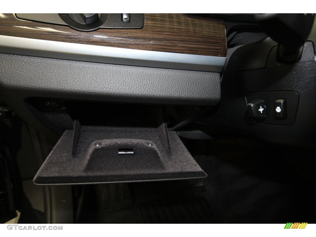 2012 7 Series 750Li xDrive Sedan - Black Sapphire Metallic / Black photo #30