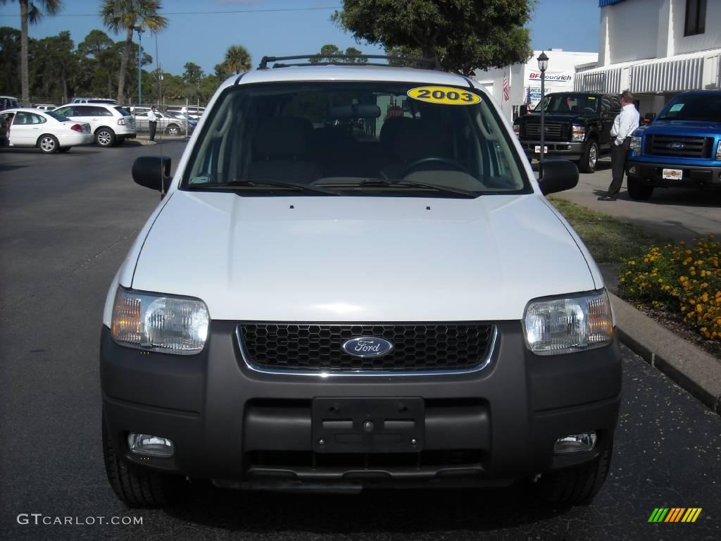 2003 Escape XLT V6 - Oxford White / Medium Dark Pebble photo #8