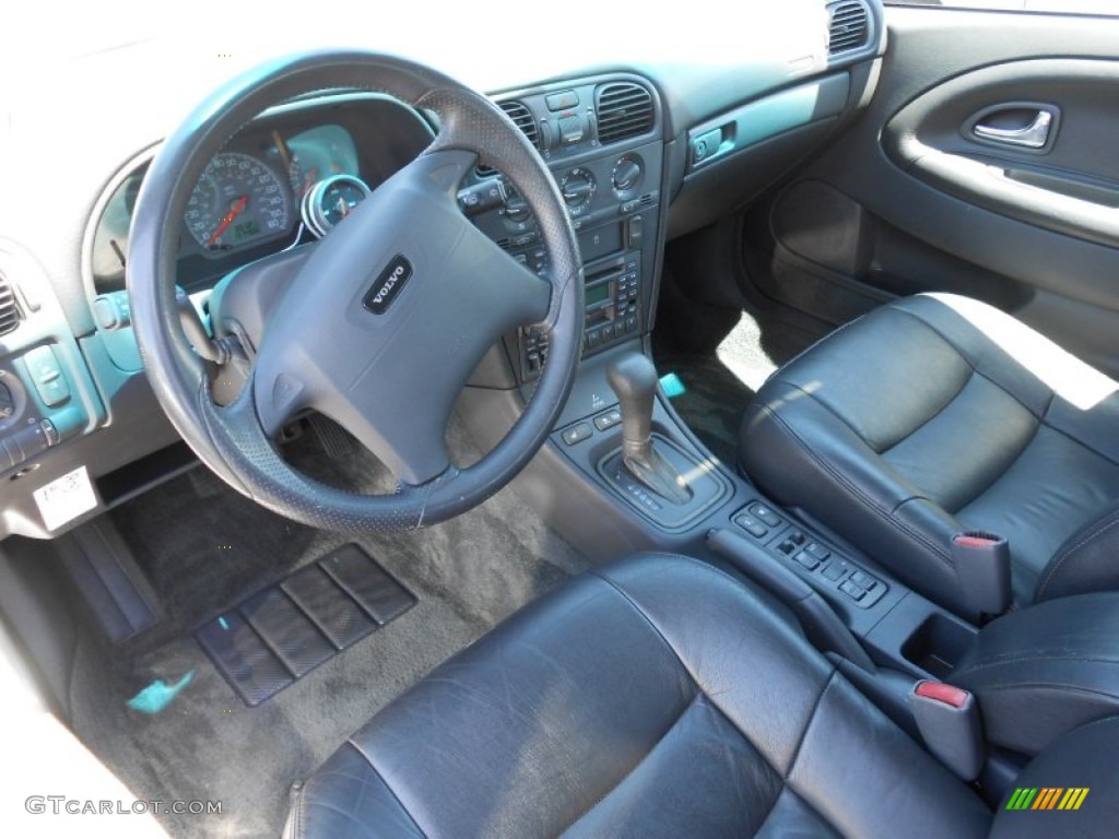 2000 V40 1.9T Wagon - Silver Metallic / Off Black photo #11