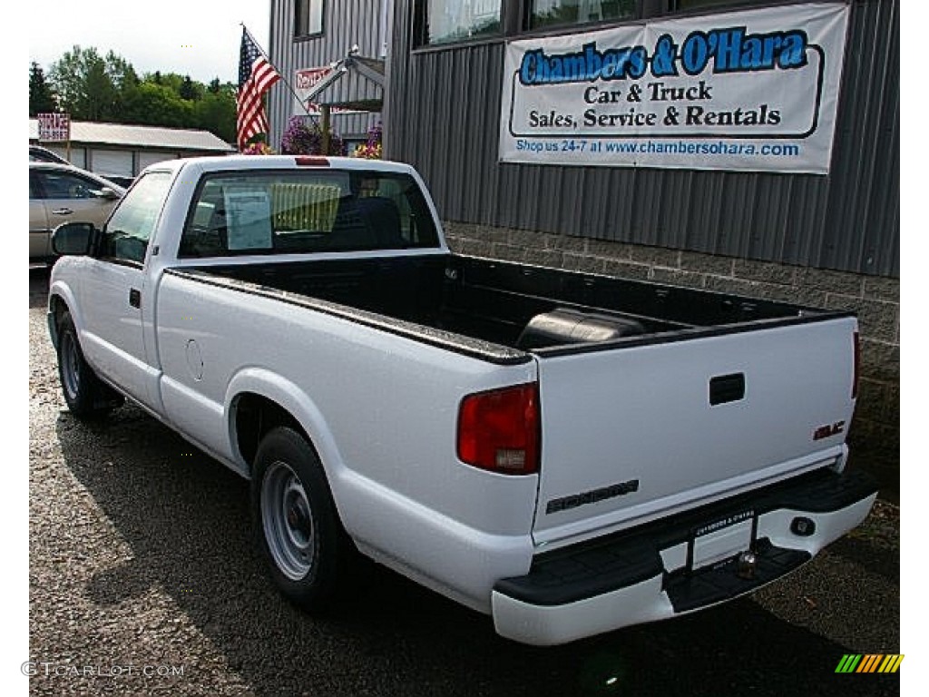 2003 Sonoma SL Regular Cab - Summit White / Medium Gray photo #3