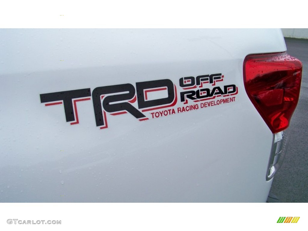 2012 Tundra SR5 Double Cab 4x4 - Super White / Sand Beige photo #12