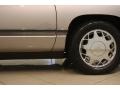 1996 Cadillac DeVille Sedan Wheel and Tire Photo