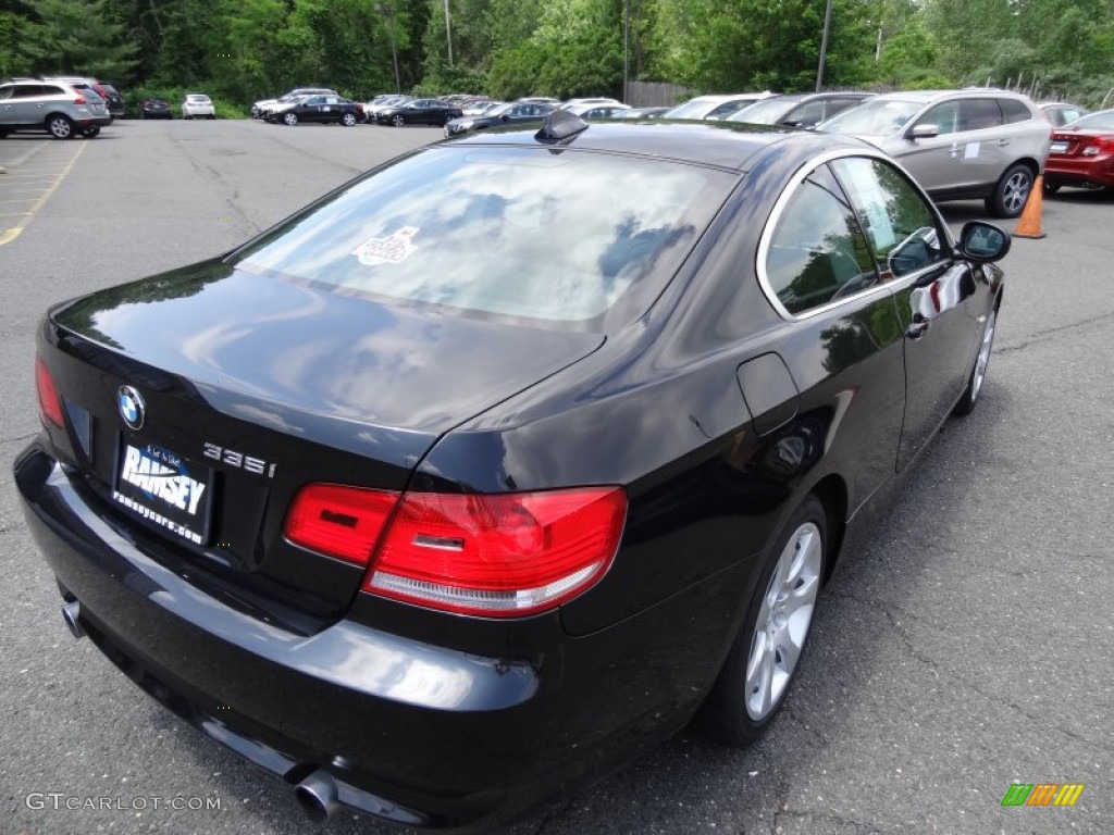2010 3 Series 335i xDrive Coupe - Black Sapphire Metallic / Black photo #3