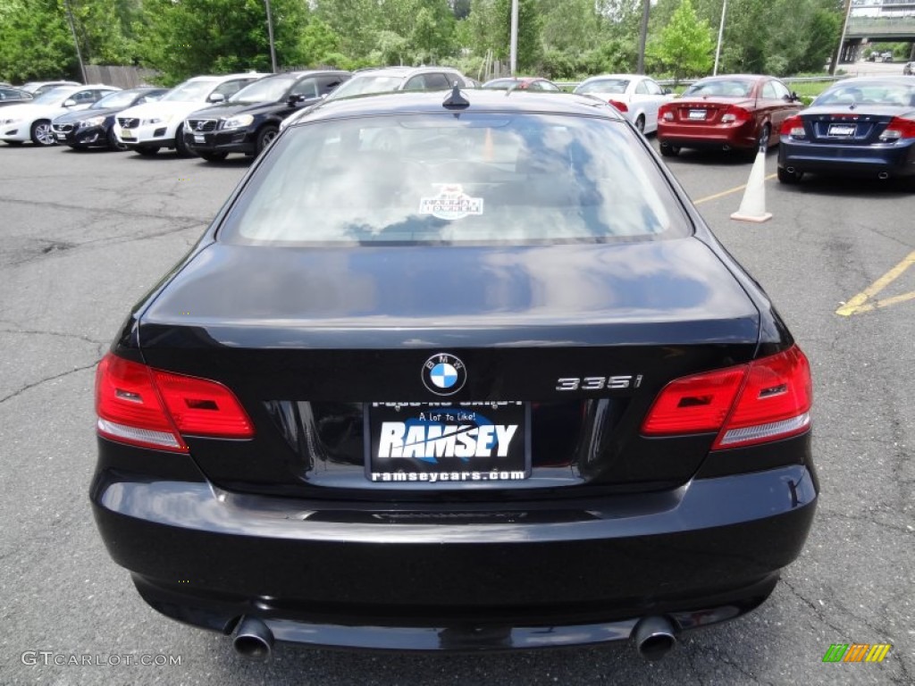 2010 3 Series 335i xDrive Coupe - Black Sapphire Metallic / Black photo #4