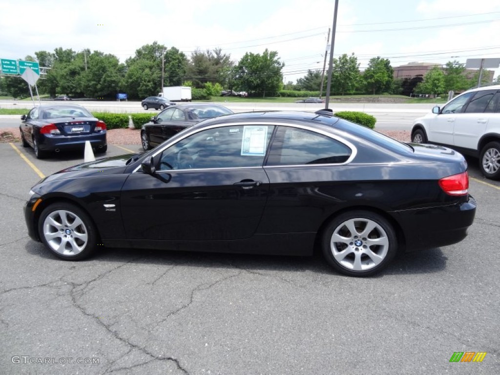 2010 3 Series 335i xDrive Coupe - Black Sapphire Metallic / Black photo #7