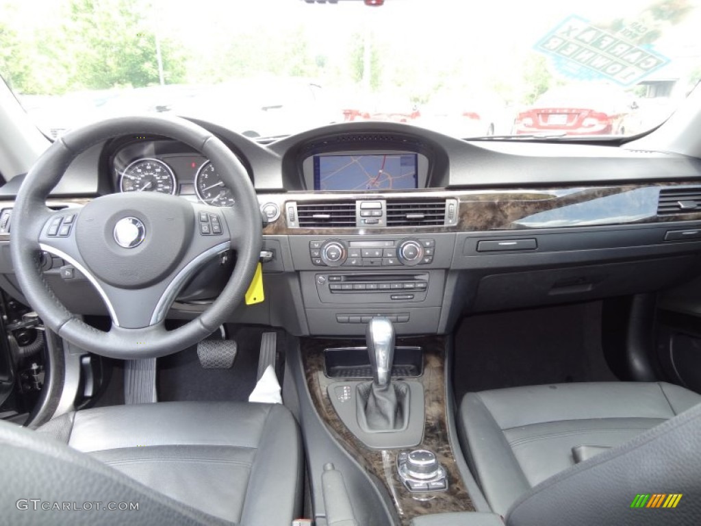 2010 3 Series 335i xDrive Coupe - Black Sapphire Metallic / Black photo #12