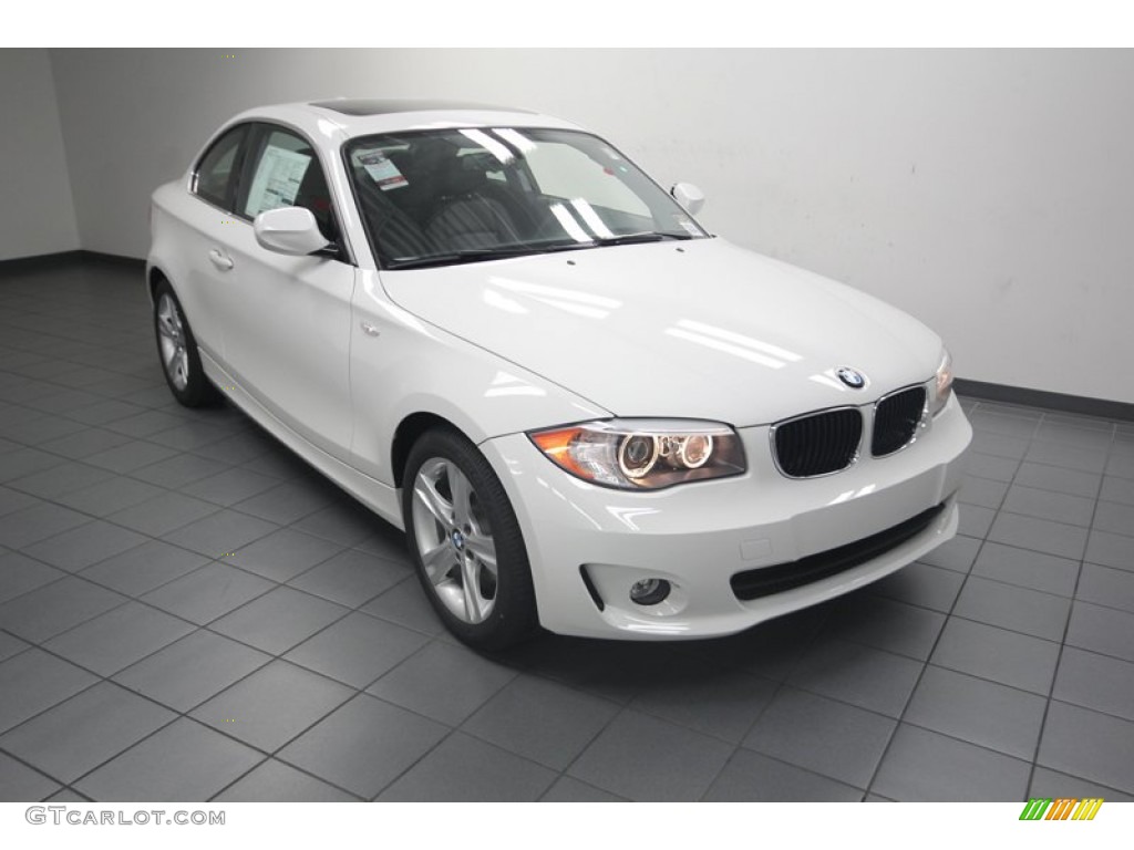 2013 1 Series 128i Coupe - Alpine White / Black photo #1