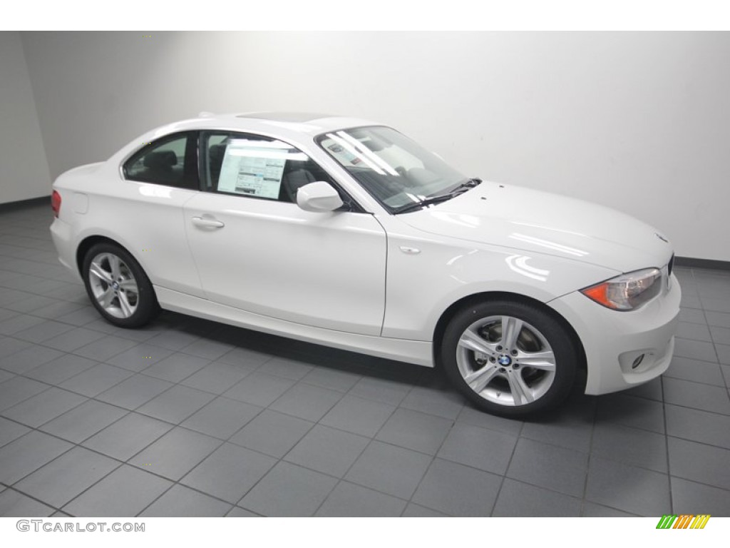 2013 1 Series 128i Coupe - Alpine White / Black photo #6