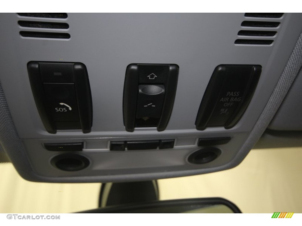 2013 1 Series 128i Coupe - Alpine White / Black photo #16