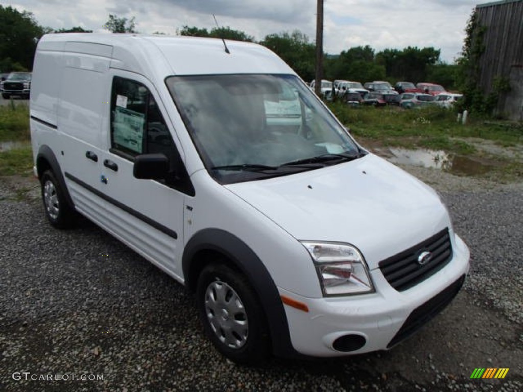 2013 Transit Connect XLT Van - Frozen White / Dark Gray photo #2