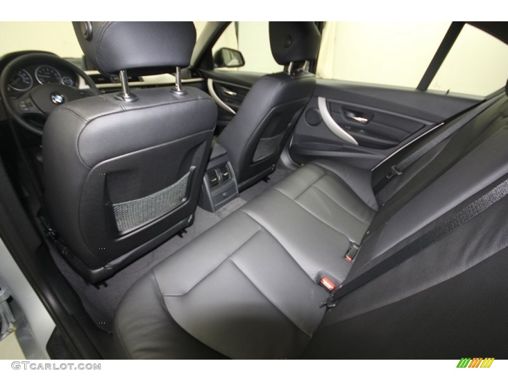2013 3 Series 320i Sedan - Glacier Silver Metallic / Black photo #27