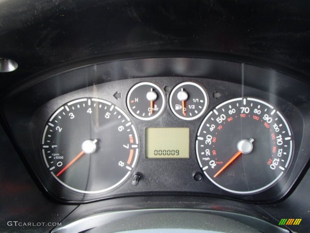 2013 Transit Connect XLT Van - Frozen White / Dark Gray photo #19